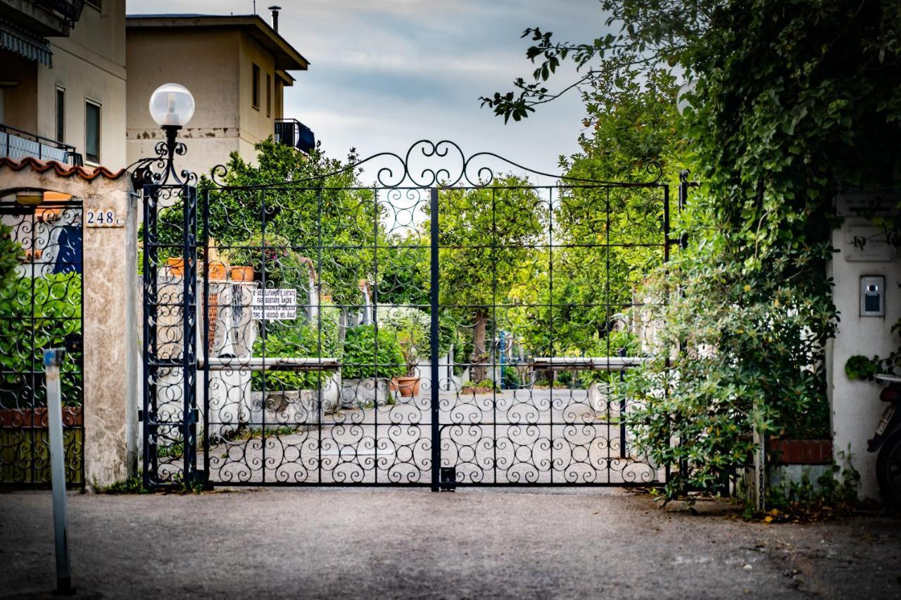 Sorrento Hidden Garden & Rooms Exterior photo