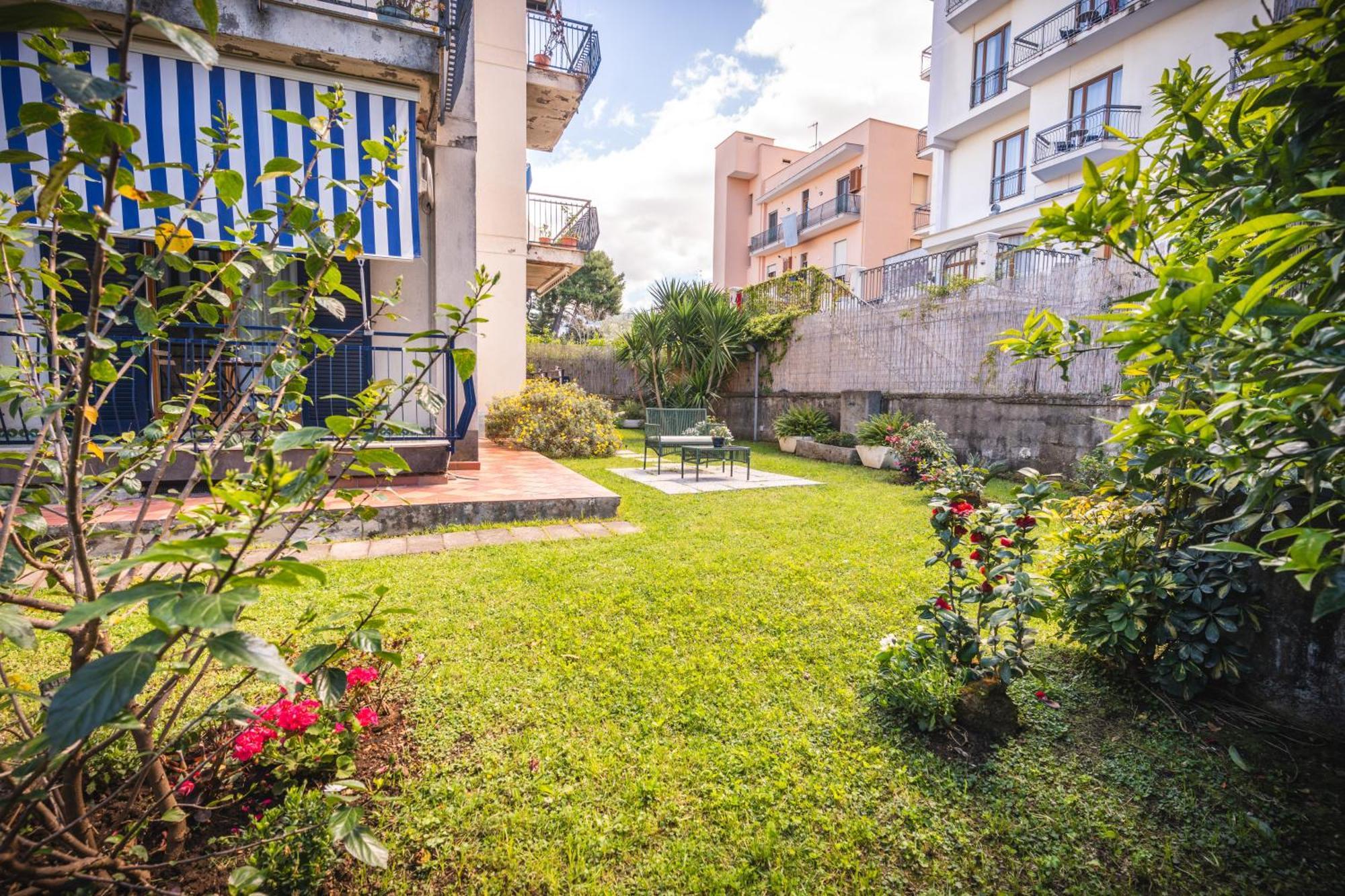 Sorrento Hidden Garden & Rooms Exterior photo